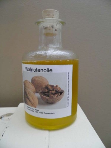 Walnotenolie